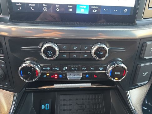 Used 2024 Ford F150 King Ranch w/ FX4 Off-Road Package image 22