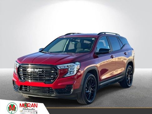 Certified 2023 GMC Terrain SLE w/ Driver Convenience Package image 1