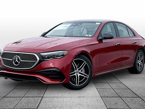 New 2026 Mercedes-Benz E 450 4MATIC Sedan image 2