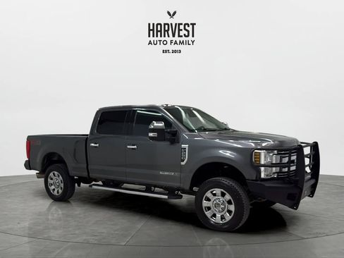 Used 2018 Ford F250 Lariat w/ Chrome Package AWD/4WD image 9