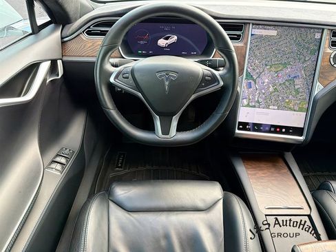 Used 2017 Tesla Model S 75D AWD/4WD image 29