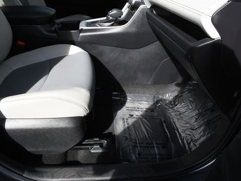 Certified 2023 Toyota RAV4 XLE Premium image 26