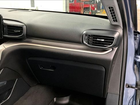 Used 2021 Ford Explorer XLT w/ Equipment Group 202A AWD/4WD image 13