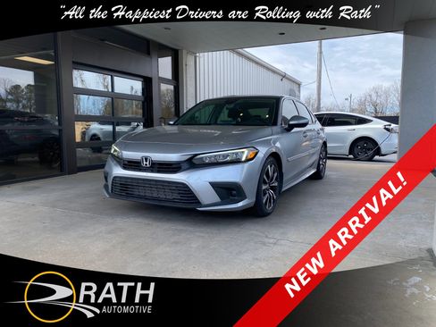 Used 2022 Honda Civic EX image 4