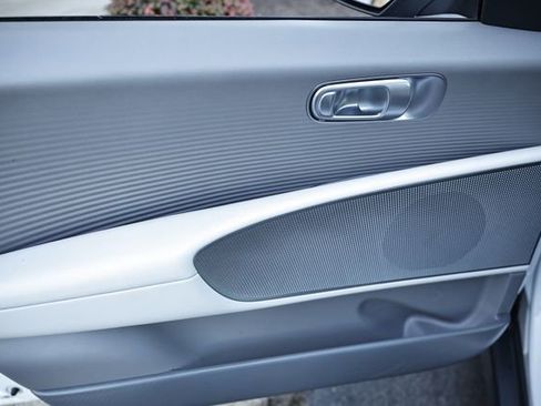 Used 2024 Hyundai Ioniq 6 SEL image 17