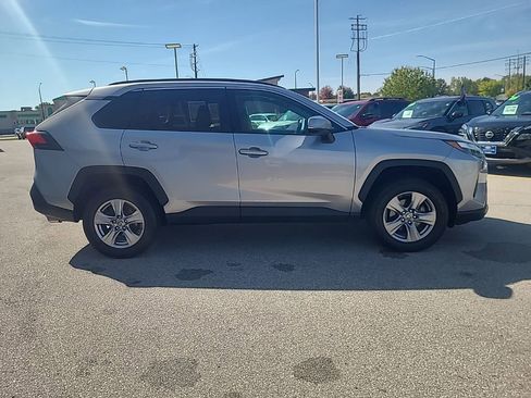 Used 2022 Toyota RAV4 XLE image 6