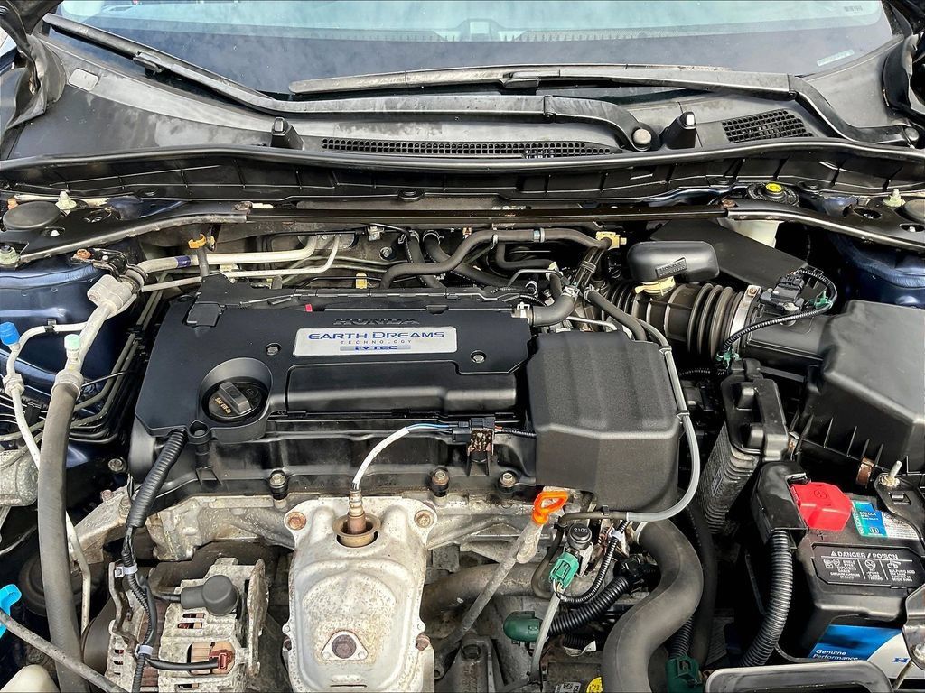 Used 2015 Honda Accord Sport image 27