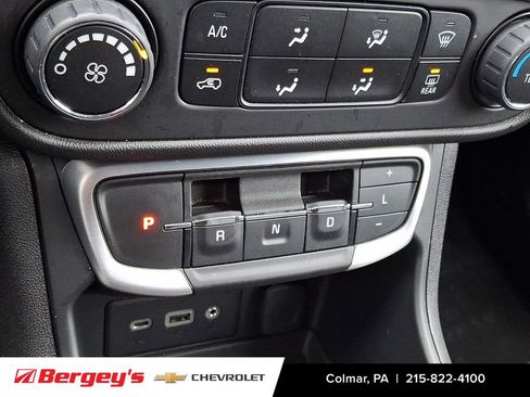 Certified 2024 GMC Terrain SLE image 16