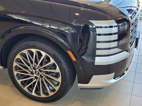 New 2026 Hyundai Palisade Calligraphy image 3