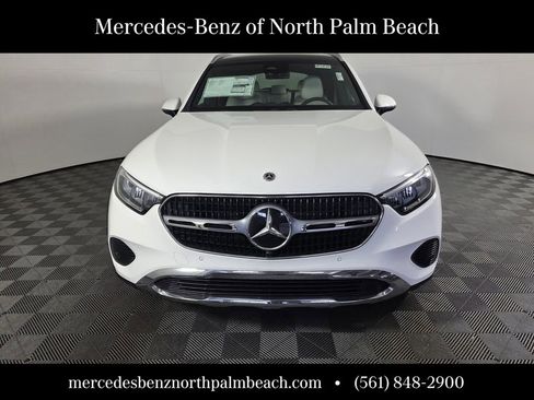 New 2026 Mercedes-Benz GLC 300 GLC 300 image 2