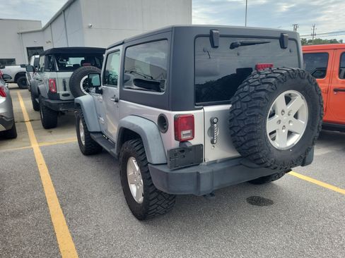 Used 2012 Jeep Wrangler Sport AWD/4WD image 6