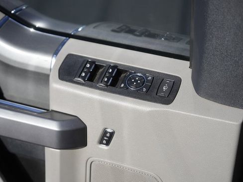 Certified 2022 Ford F350 XLT w/ XLT Premium Package image 28