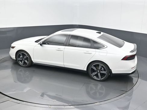 Certified 2024 Honda Accord Sport image 15