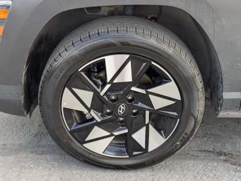 Certified 2025 Hyundai Kona SEL AWD/4WD image 13