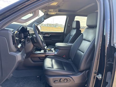 Used 2024 Chevrolet Silverado 1500 LT Trail Boss w/ LT Trail Boss Premium Package image 8