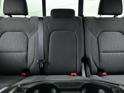 Used 2022 RAM 1500 Big Horn w/ Night Edition RWD image 19