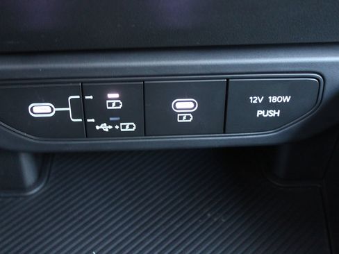 New 2026 Kia K4 FWD image 32