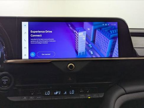 Used 2024 Toyota Crown XLE image 27