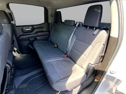 Used 2021 Chevrolet Silverado 1500 LT RWD image 19
