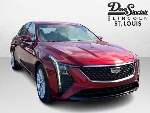 Used 2025 Cadillac CT5 Premium Luxury image 3