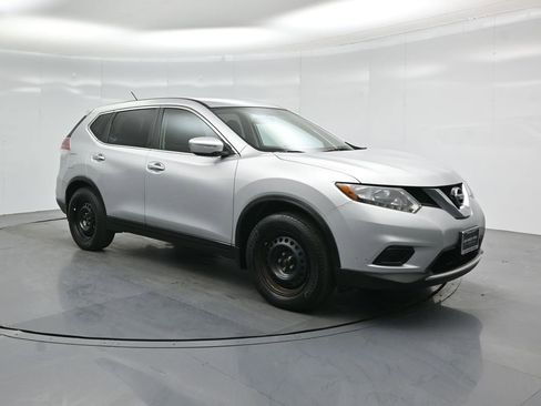 Used 2014 Nissan Rogue S image 23