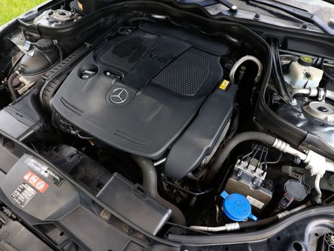 Used 2016 Mercedes-Benz E 350 E 350 4MATIC Sedan 4D image 50