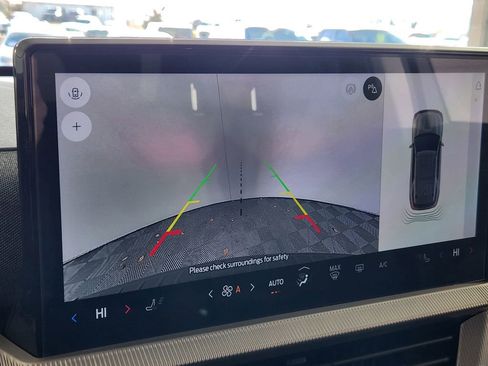 Used 2025 Ford Explorer Active image 22