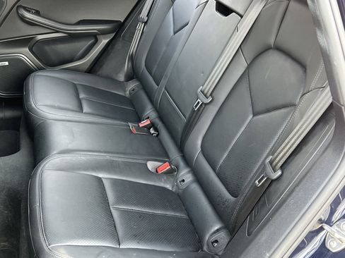 Used 2018 Porsche Macan S image 17