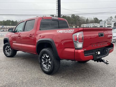 Used 2021 Toyota Tacoma TRD Off-Road image 4