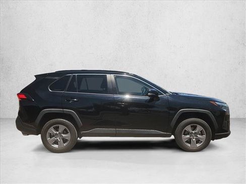Used 2024 Toyota RAV4 XLE FWD image 4