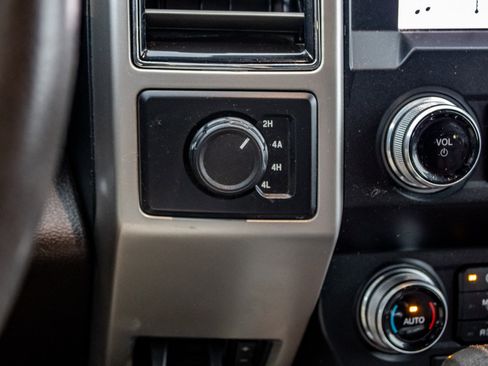 Used 2019 Ford F150 King Ranch w/ Equipment Group 601A Luxury image 35