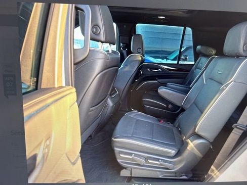 Used 2022 Cadillac Escalade Premium Luxury w/ Performance Package image 11