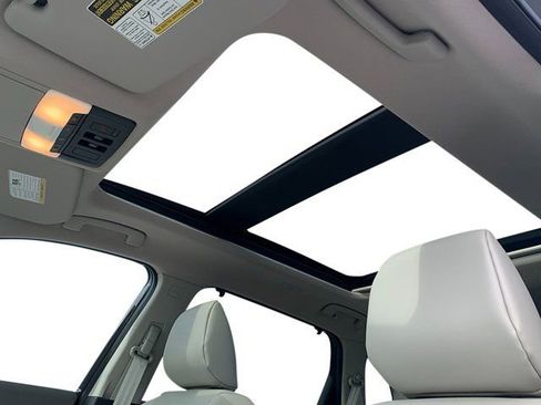 New 2026 Nissan Rogue SV w/ SV Premium Package FWD image 22