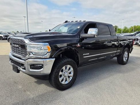 Used 2024 RAM 2500 Limited AWD/4WD image 3