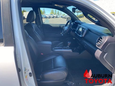 Used 2019 Toyota Tacoma TRD Pro AWD/4WD image 15