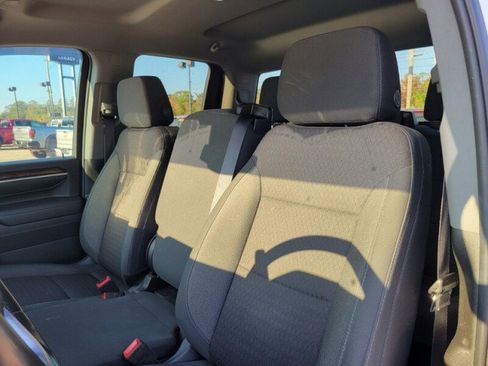 Used 2024 GMC Sierra 2500 SLE w/ SLE Convenience Package image 13