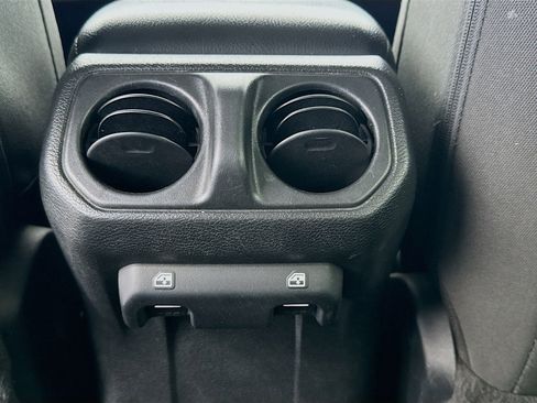 Used 2023 Jeep Wrangler Unlimited w/ Convenience Group AWD/4WD image 16