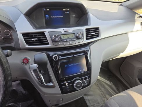 Used 2016 Honda Odyssey EX image 32