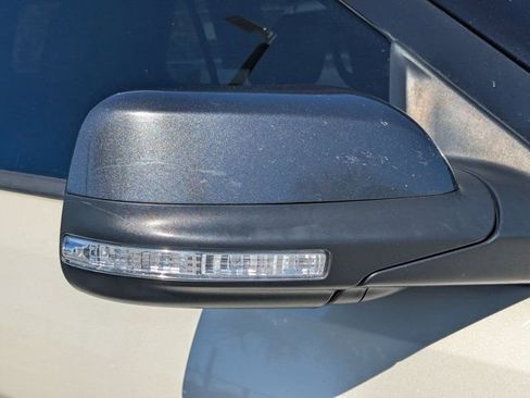 Used 2018 Ford Explorer XLT w/ Equipment Group 202A image 13