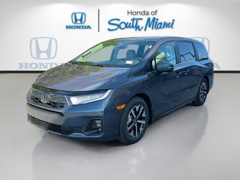 New 2026 Honda Odyssey EX-L image 3