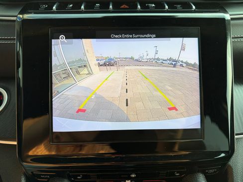 Used 2023 Jeep Grand Cherokee L Laredo AWD/4WD image 14