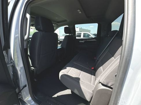 Used 2024 Chevrolet Silverado 1500 LT AWD/4WD image 21