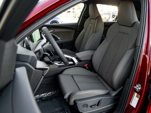 New 2025 Audi Q5 Premium Plus image 12