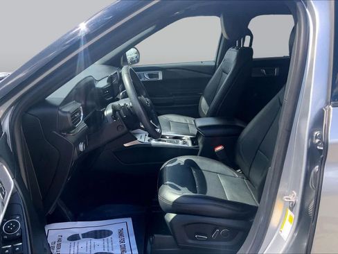 Used 2020 Ford Explorer Limited AWD/4WD image 8