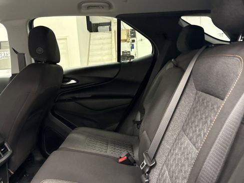 Used 2023 Chevrolet Equinox LT image 12