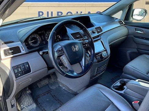 Used 2017 Honda Odyssey EX-L image 16