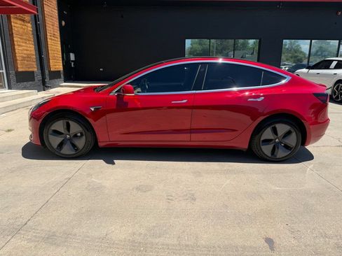 Used 2018 Tesla Model 3 Long Range RWD image 16