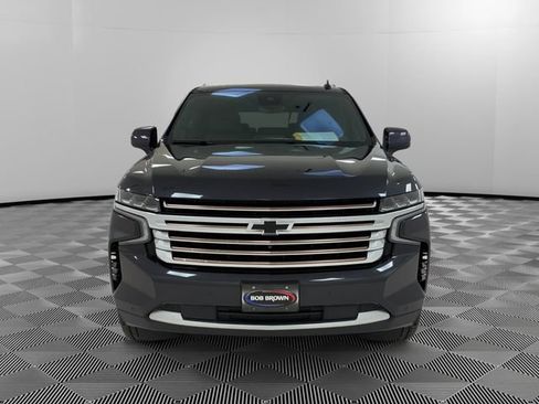 Used 2023 Chevrolet Suburban High Country w/ Advanced Technology Package AWD/4WD image 8