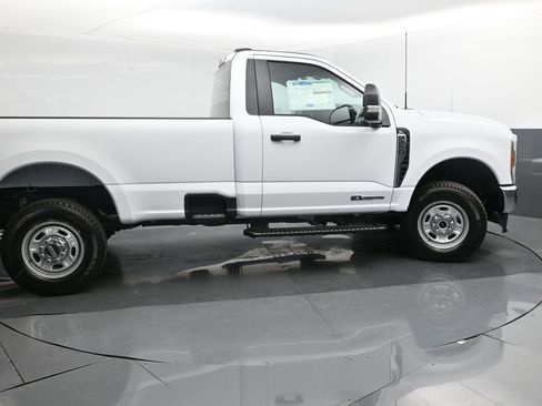 New 2026 Ford F250 XL AWD/4WD image 7