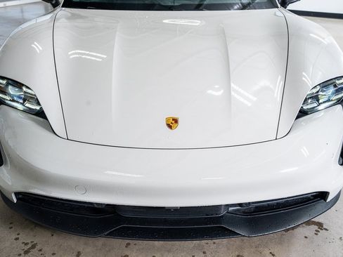 Used 2021 Porsche Taycan 4S image 14